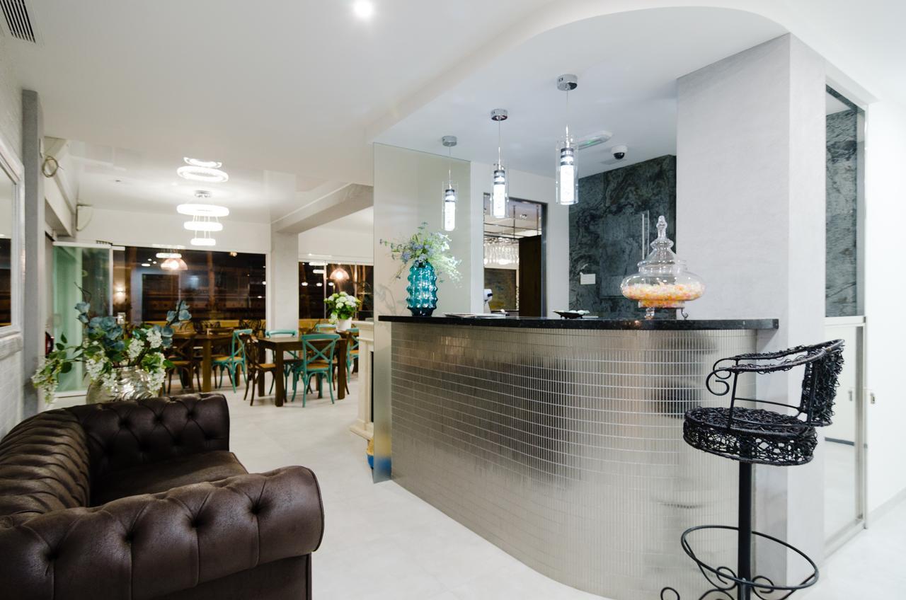 Apartamentos Sofia Бенидорм Екстериор снимка