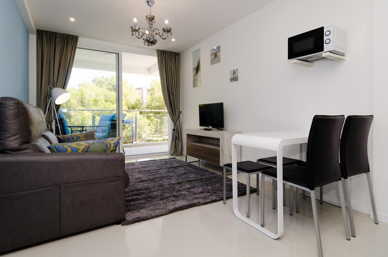 Apartamentos Sofia Бенидорм Екстериор снимка